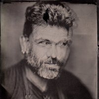 Scott  Hilton